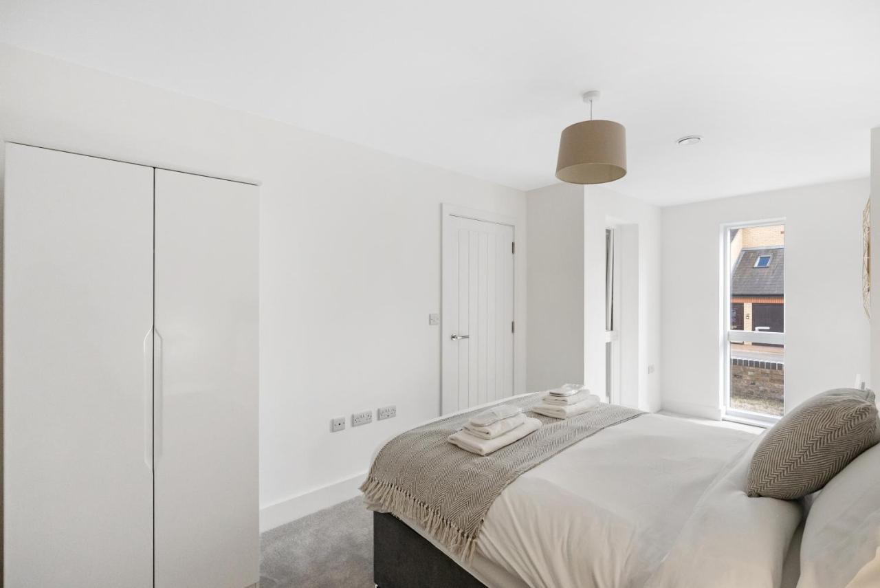 Tailored Stays - Water Street Apartments Кембридж Экстерьер фото