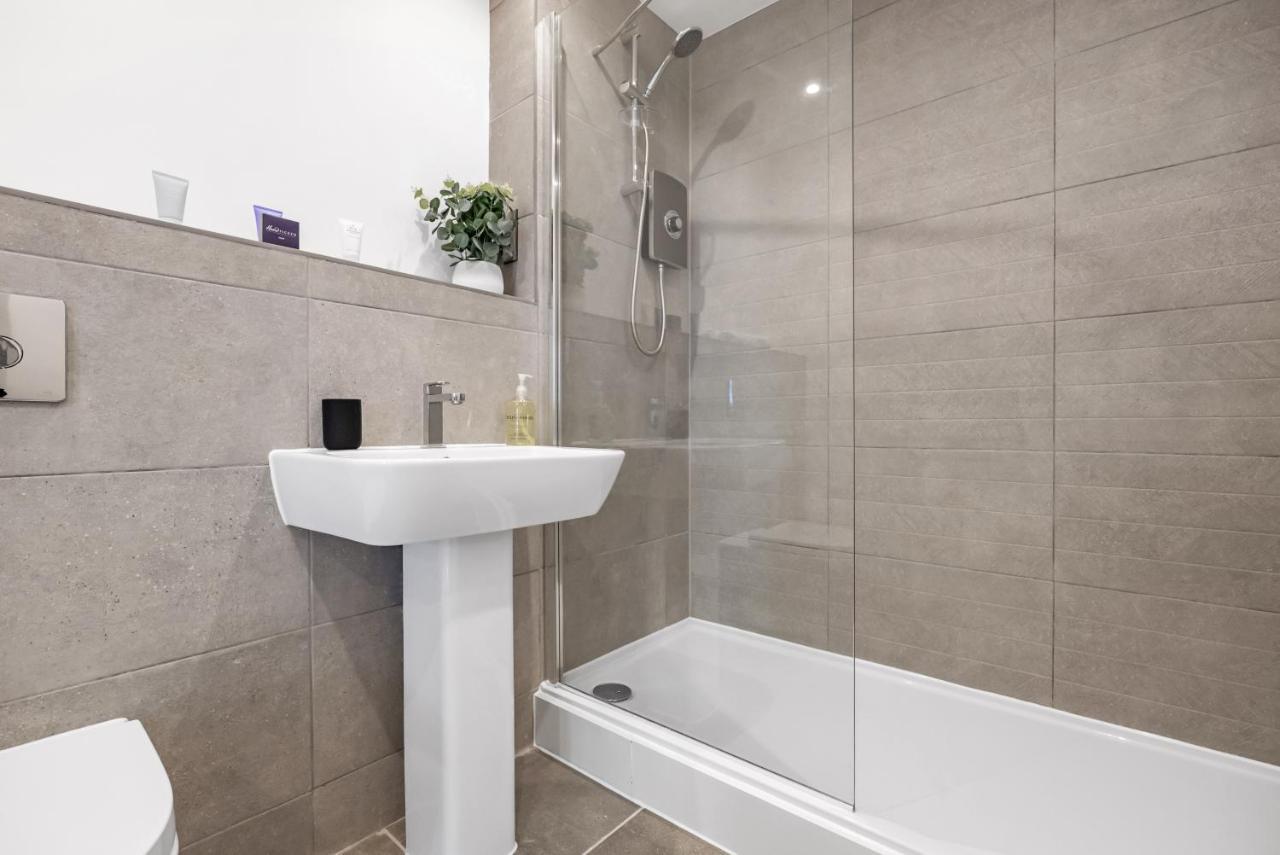 Tailored Stays - Water Street Apartments Кембридж Экстерьер фото